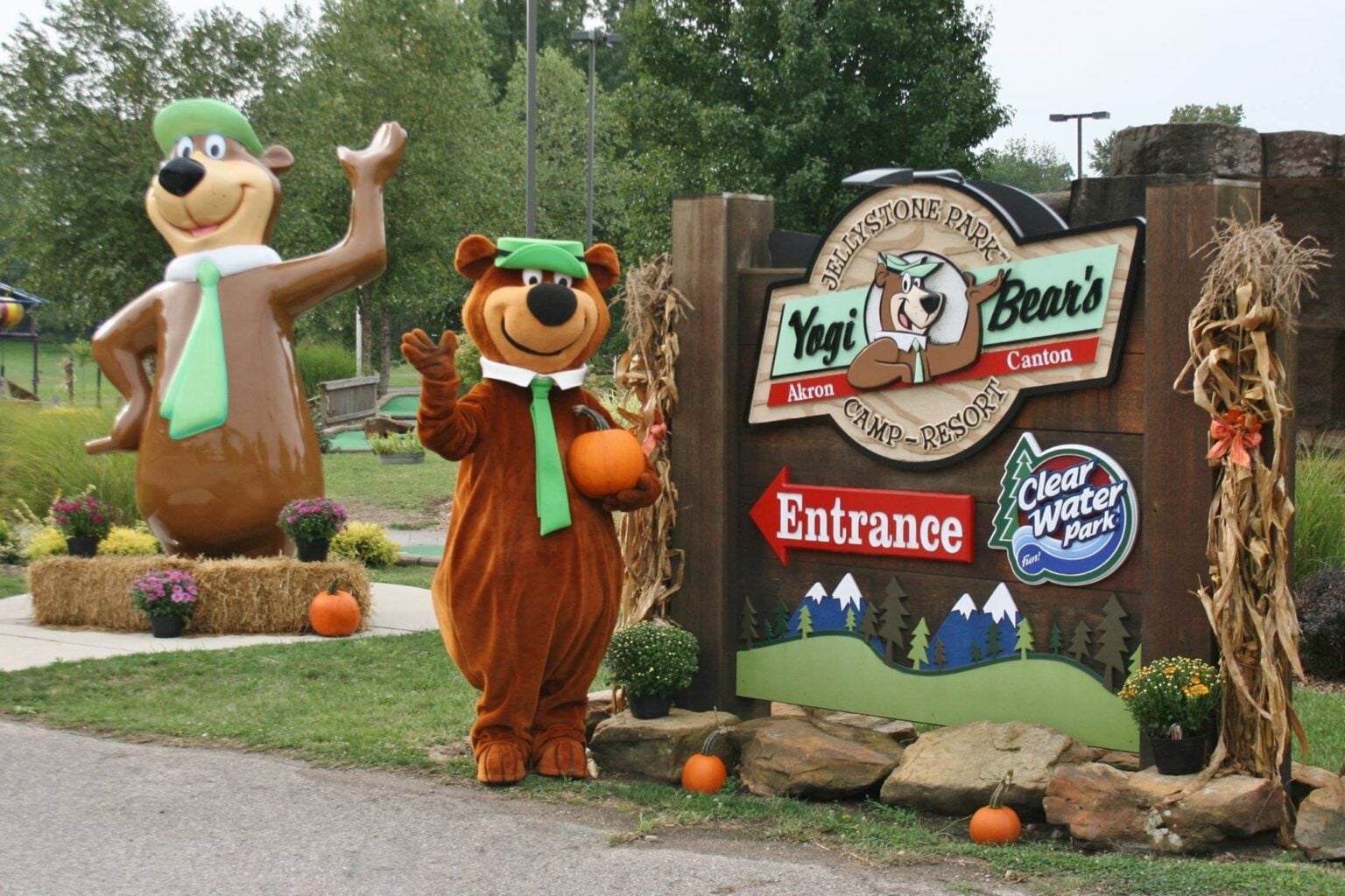 Yogi Bear's Jellystone Park Camp Resorts franchise opportunity child recreation mascot